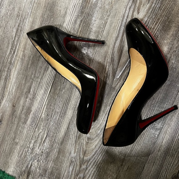Christian Louboutin Black Fifille Patent Round Toe Classic Stiletto Pumps - Picture 8 of 11